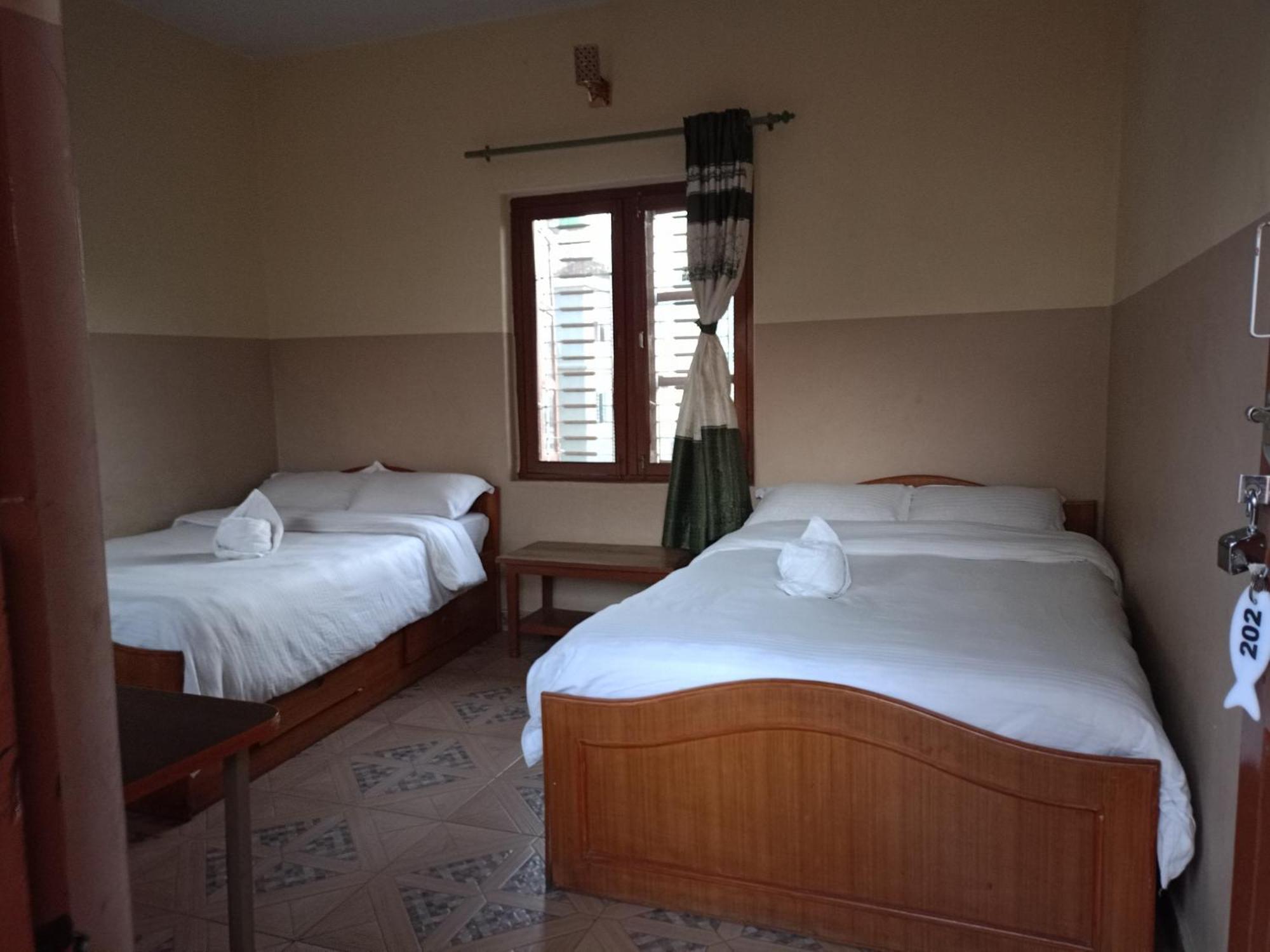 Pokhara Metro Eco Hotel Luaran gambar
