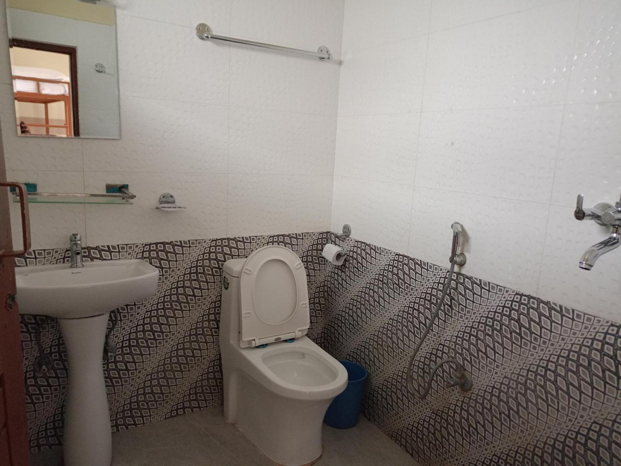 Pokhara Metro Eco Hotel Bilik gambar