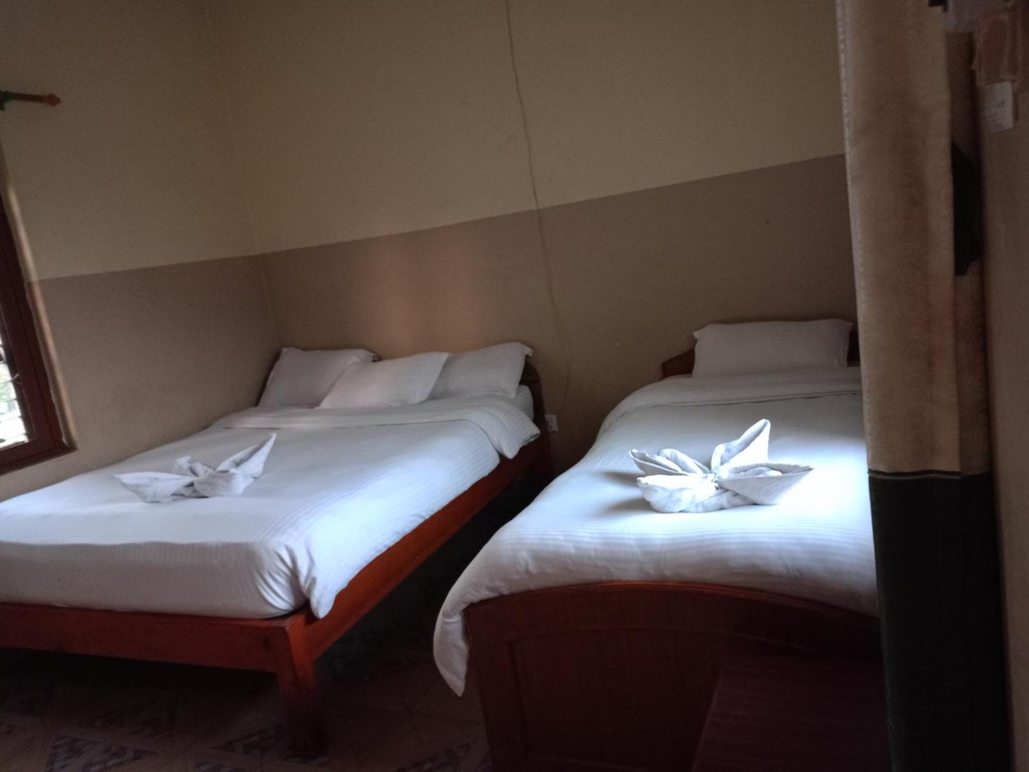 Pokhara Metro Eco Hotel Bilik gambar