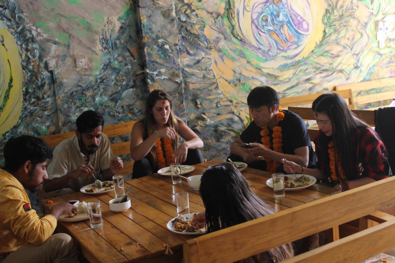 Pokhara Metro Eco Hotel Luaran gambar